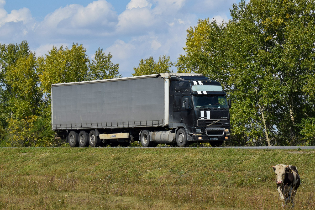 Павлодарская область, № 268 CAZ 14 — Volvo ('1993) FH-Series