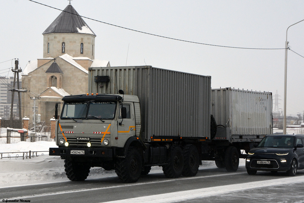 Саха (Якутия), № М 562 МЕ 14 — КамАЗ-43106