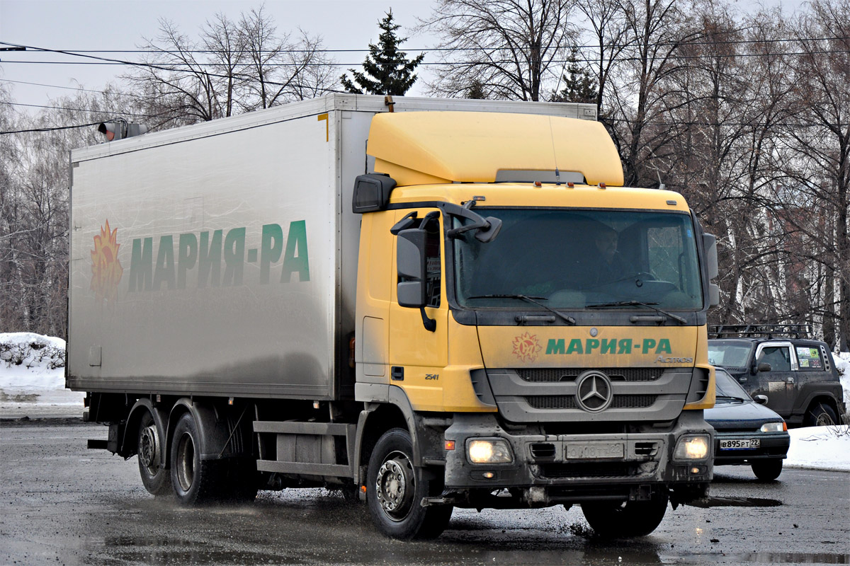 Алтайский край, № О 008 ТТ 22 — Mercedes-Benz Actros ('2009) 2541