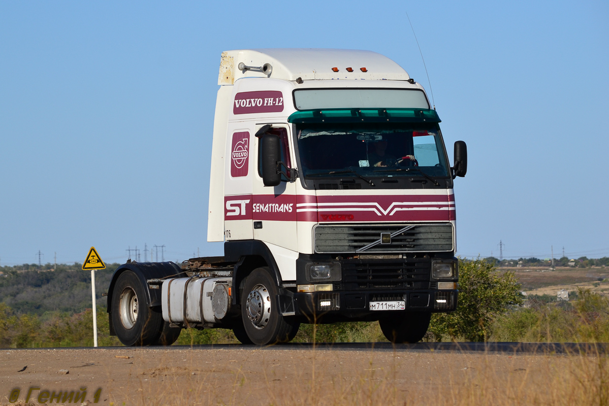 Волгоградская область, № М 711 МН 34 — Volvo ('1993) FH12.380