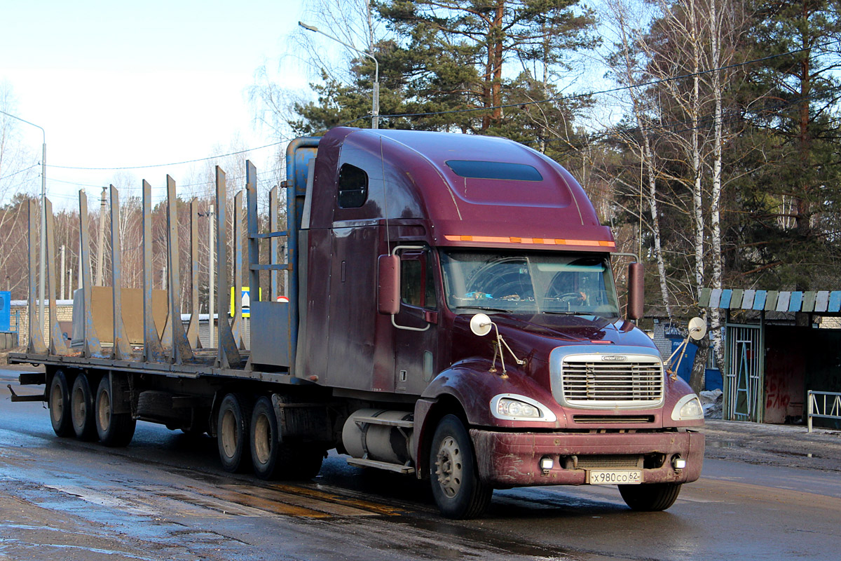 Рязанская область, № Х 980 СО 62 — Freightliner Columbia