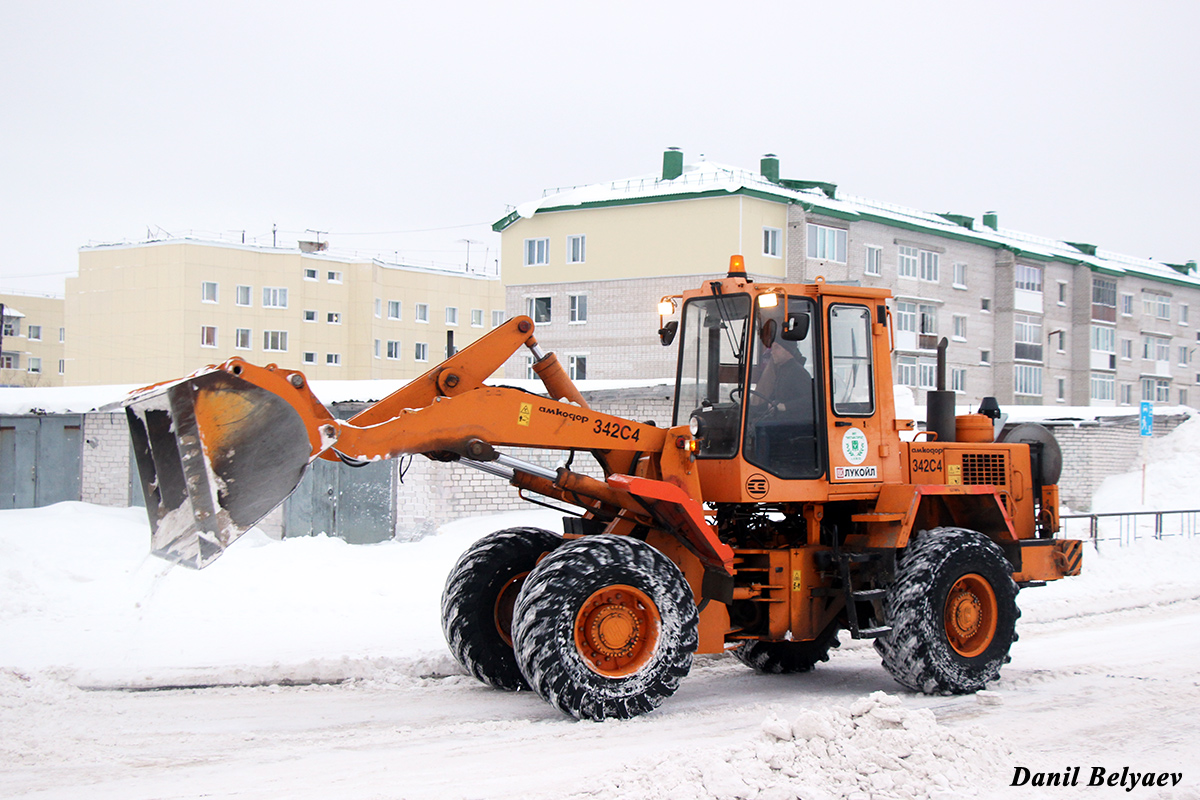 Ненецкий автономный округ, № 1082 ОО 83 — Амкодор-342С4