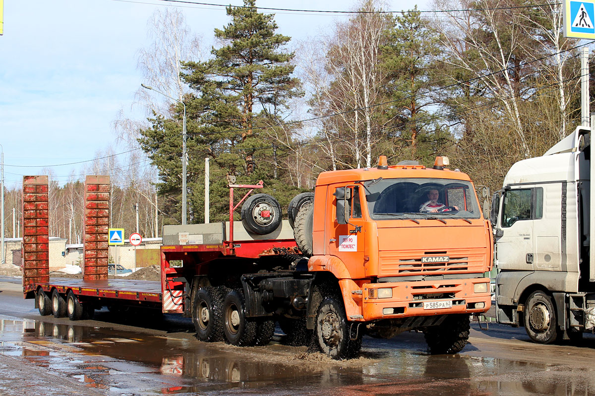 Рязанская область, № Р 585 РА 62 — КамАЗ-65225-22 [65225Y]