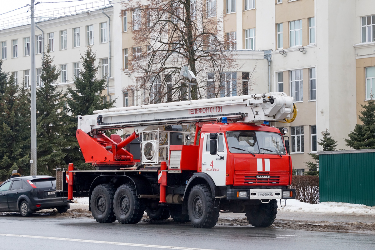 Архангельская область, № К 600 НН 29 — КамАЗ-43118-13 [43118N]