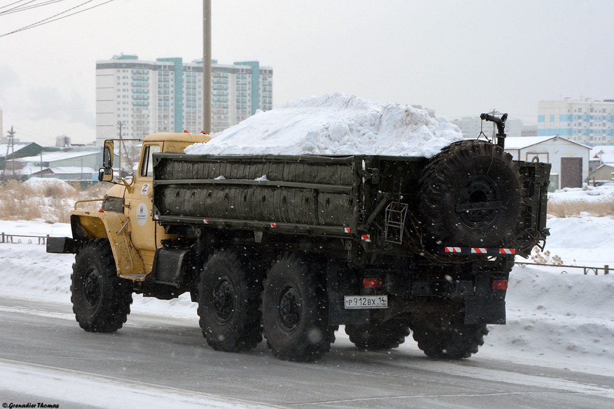 Саха (Якутия), № Р 912 ВХ 14 — Урал-5557-10