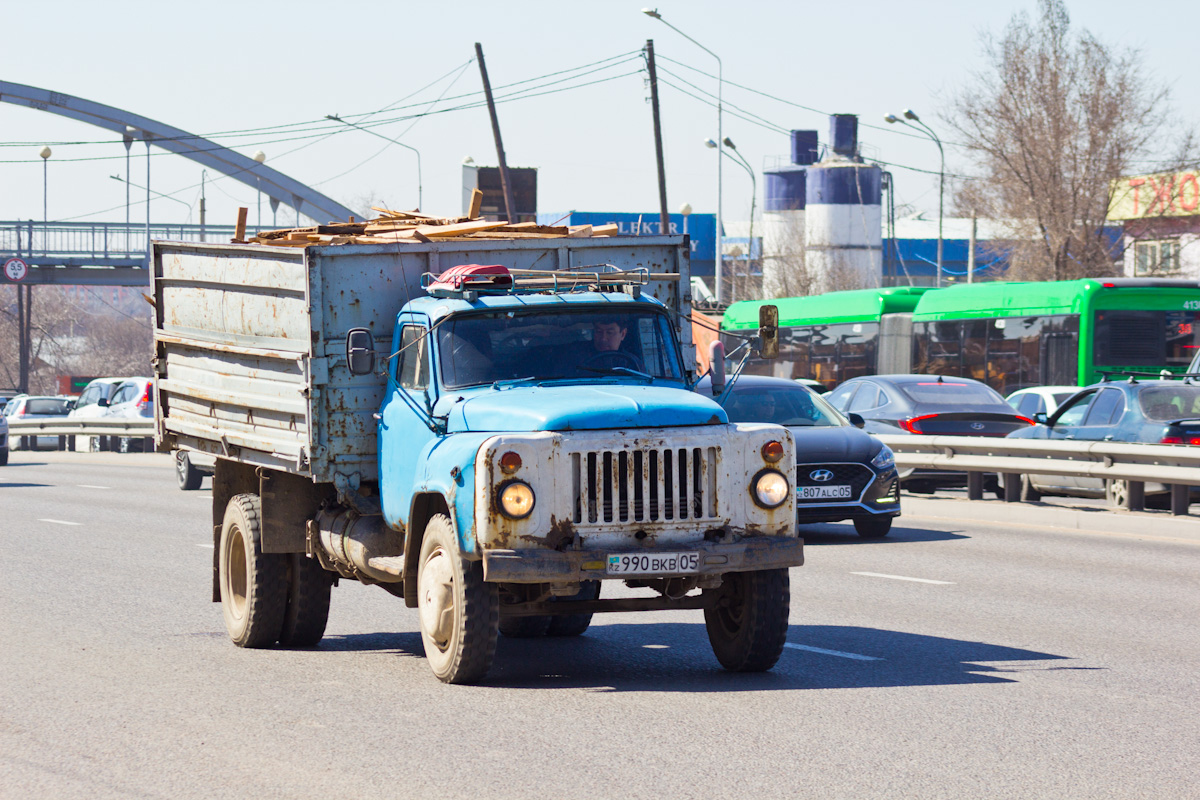 Алматинская область, № 990 BKB 05 — ГАЗ-53-14, ГАЗ-53-14-01