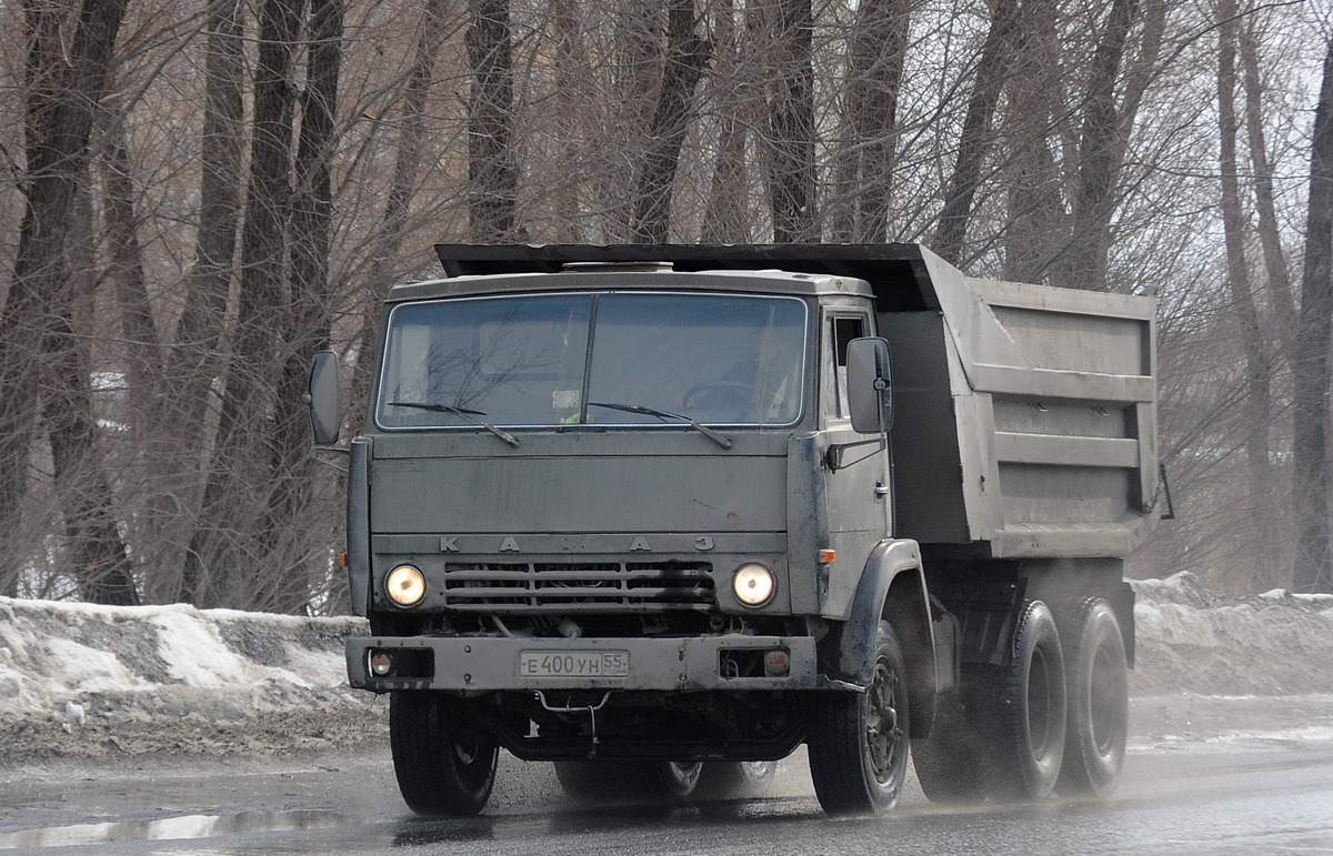 Омская область, № Е 400 УН 55 — КамАЗ-55111 [551110]