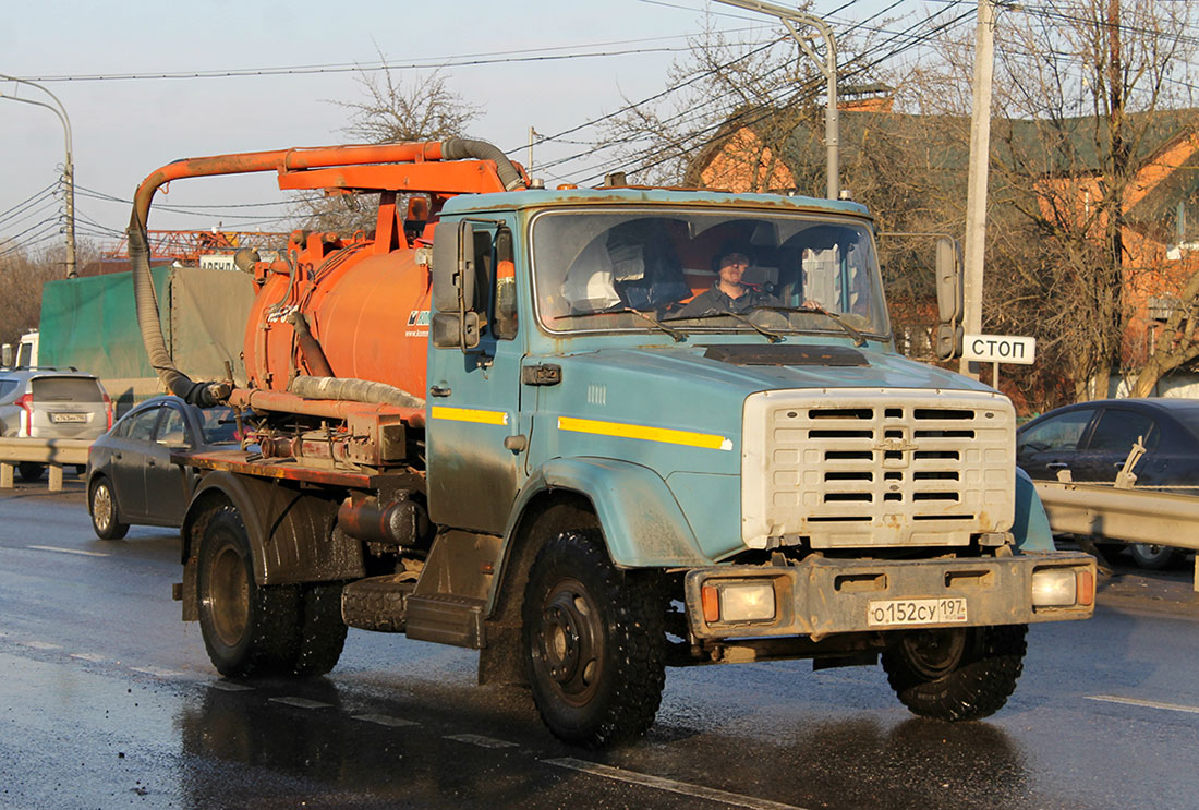 Москва, № О 152 СУ 197 — ЗИЛ-432932