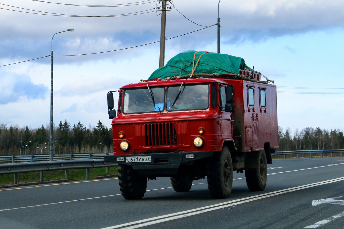 Ямало-Ненецкий автоном.округ, № С 671 СА 89 — ГАЗ-66-15