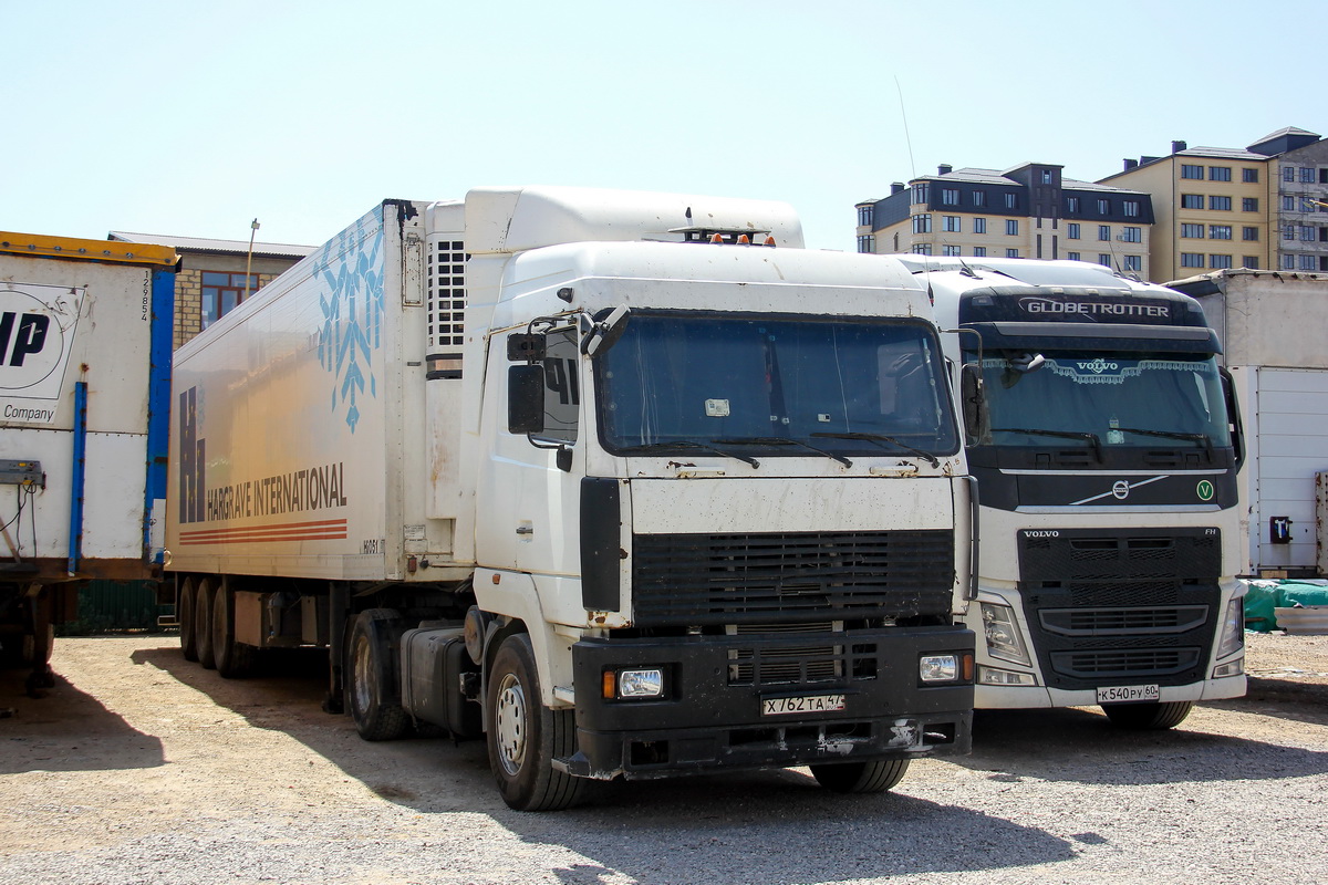 Дагестан, № Х 762 ТА 47 — МАЗ-5440A8; Псковская область, № К 540 РУ 60 — Volvo ('2012) FH.460 [X9P]