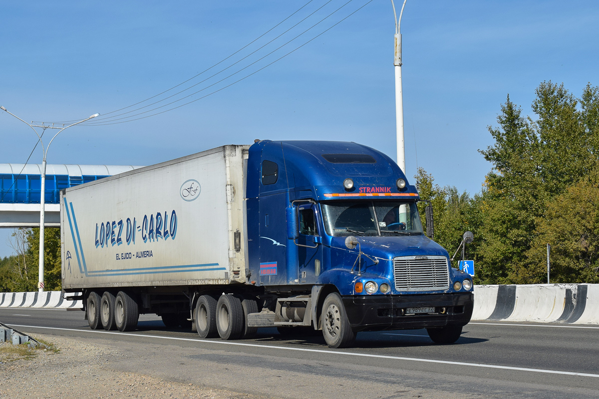 Алтайский край, № Е 989 ЕЕ 22 — Freightliner Century Class