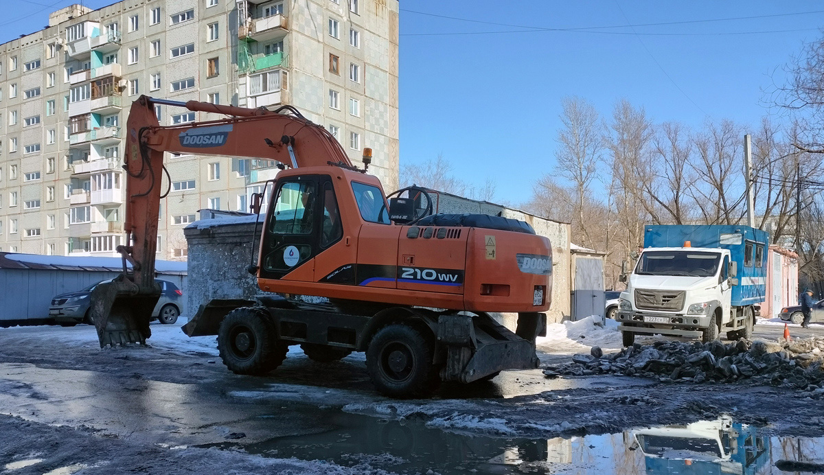 Омская область, № 6952 ОР 55 — Doosan DX210W