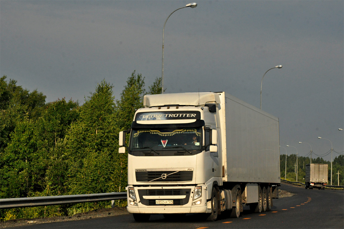 Красноярский край, № Х 852 НР 124 — Volvo ('2008) FH.460 [X9P]