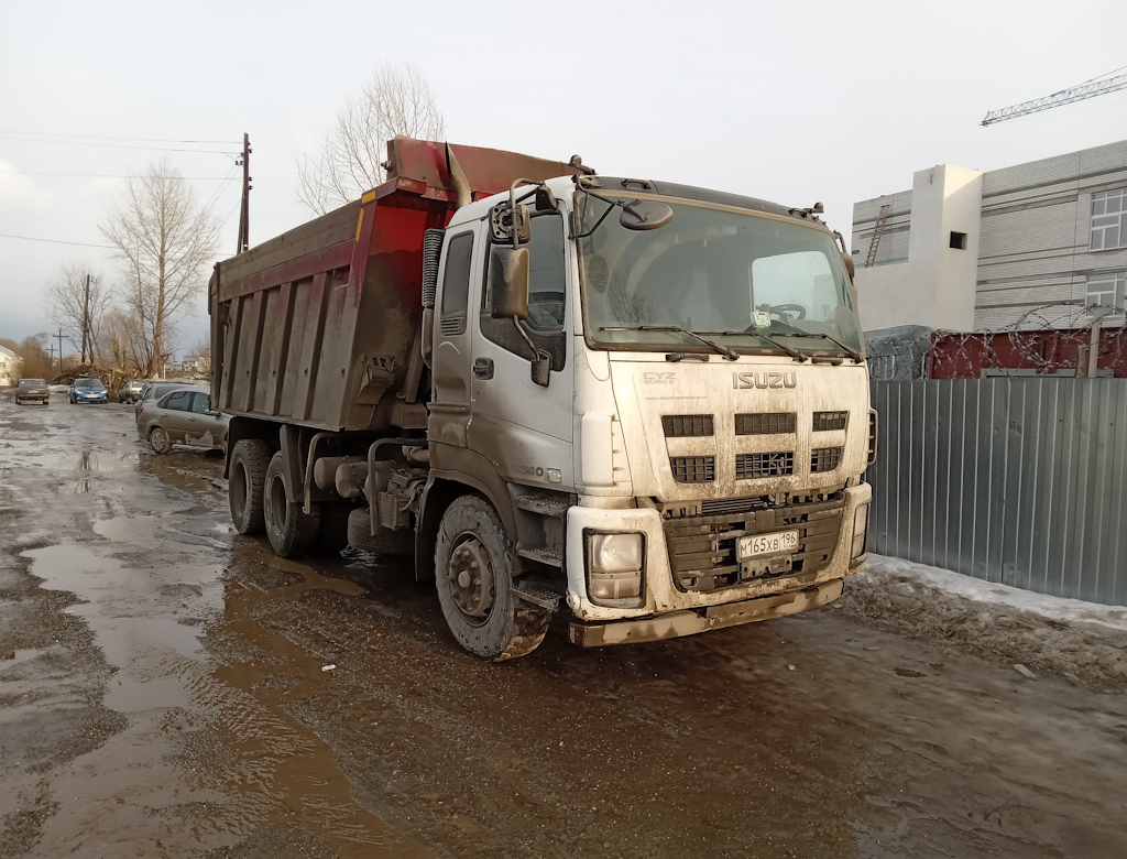 Свердловская область, № М 165 ХВ 196 — Isuzu Giga CYZ