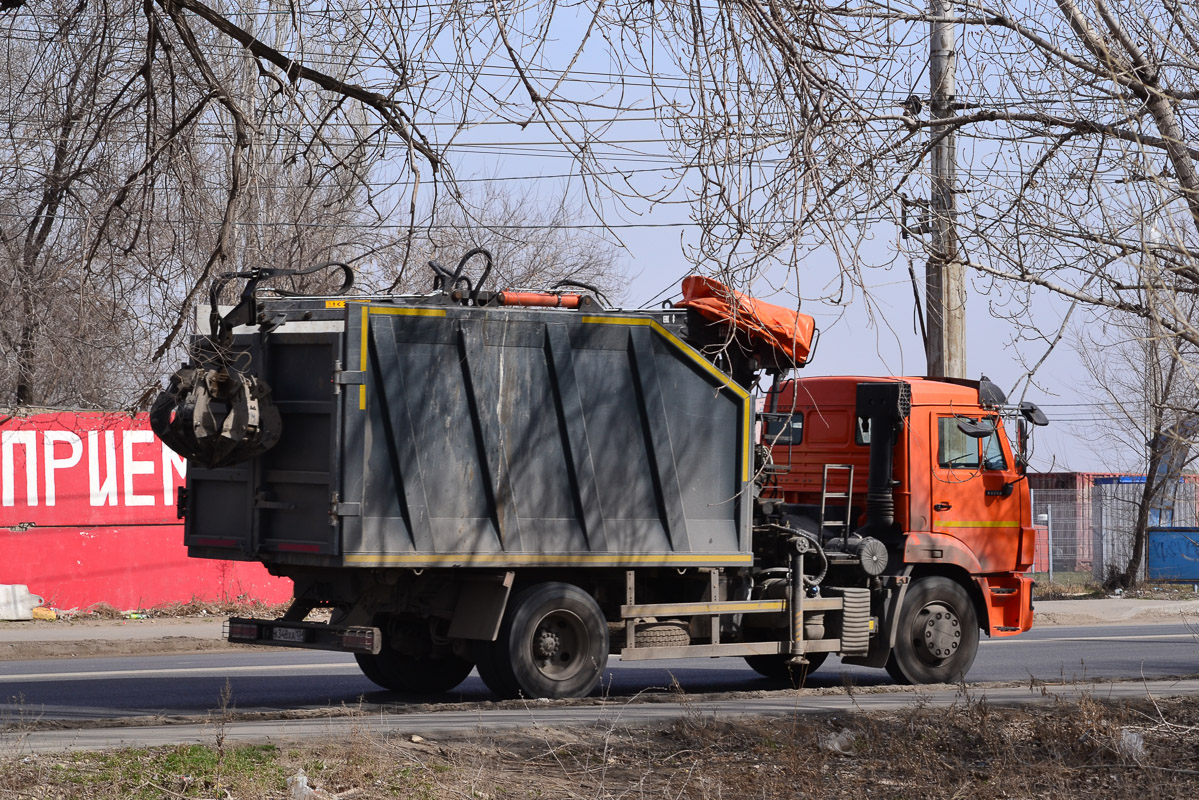 Волгоградская область, № К 348 ХА 134 — КамАЗ-43253-G5