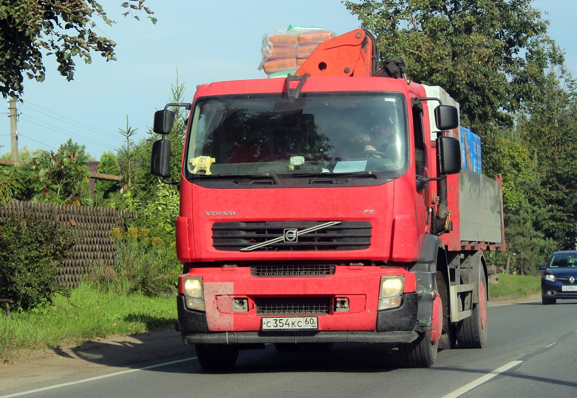 Псковская область, № С 354 КС 60 — Volvo ('2006) FE