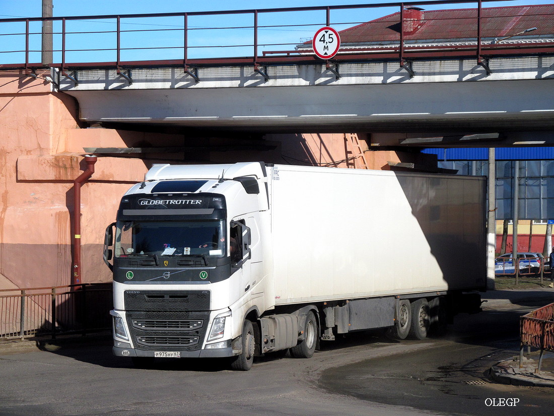 Смоленская область, № Р 975 НУ 67 — Volvo ('2012) FH.460 [X9P]