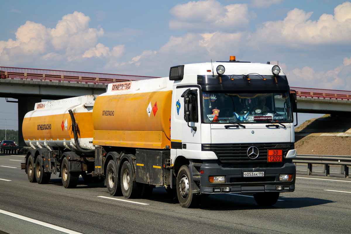 Санкт-Петербург, № В 053 АК 198 — Mercedes-Benz Actros ('1997) 3340