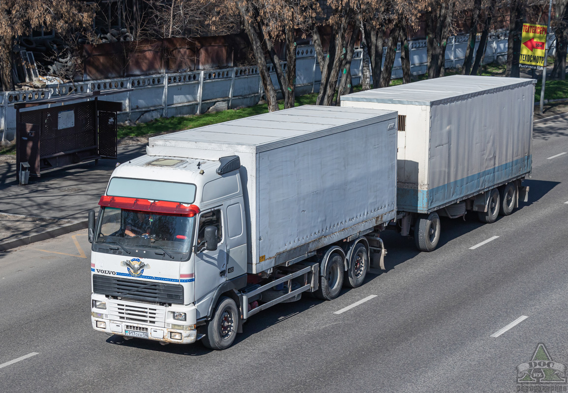 Жамбылская область, № 917 OXA 08 — Volvo ('1993) FH12.420