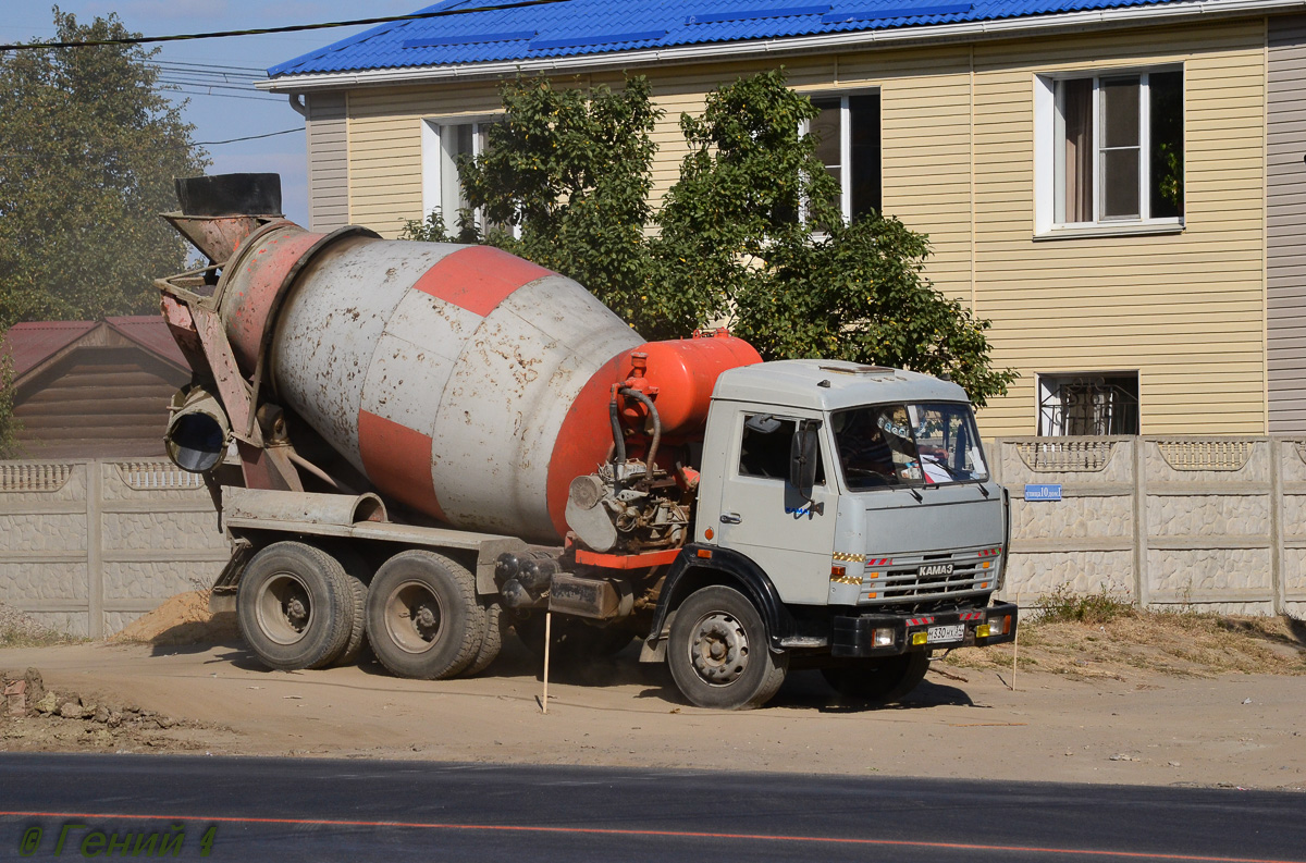 Волгоградская область, № М 330 НХ 34 — КамАЗ-55111-02 [55111C]