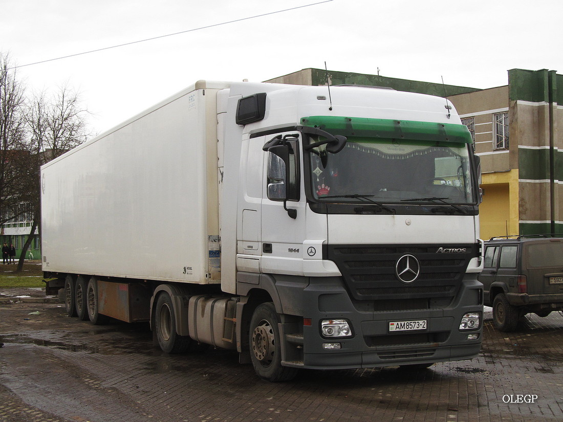 Витебская область, № АМ 8573-2 — Mercedes-Benz Actros ('2003) 1844