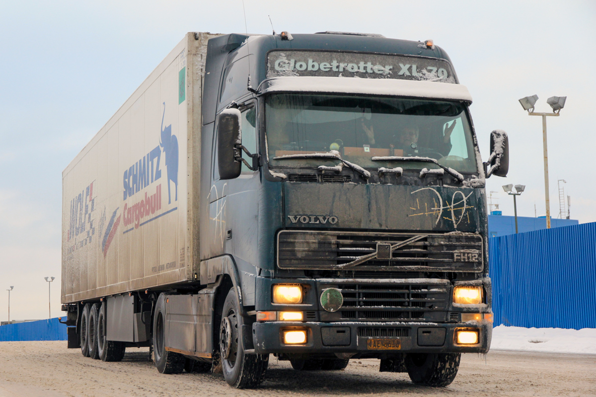 Греция, № IAE-8656 — Volvo ('1993) FH12.420; Volvo ('1993) FH12 "70 Years Edition" (Московская область)