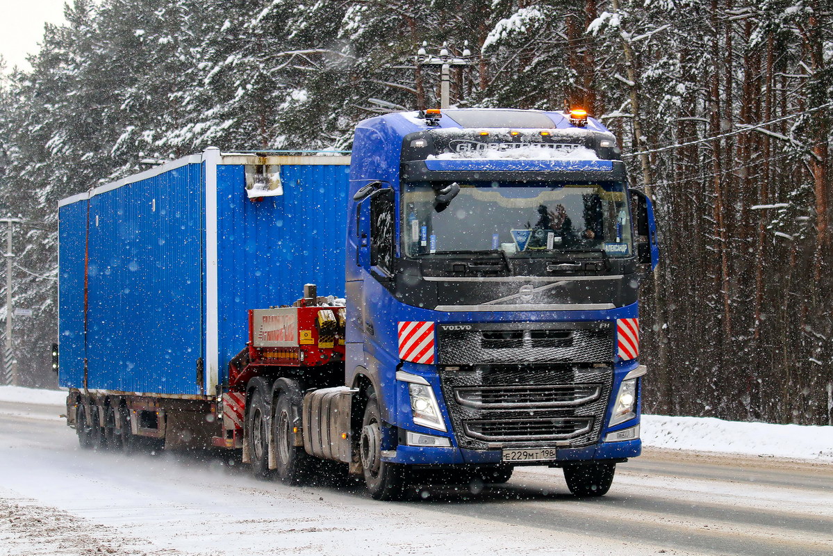 Санкт-Петербург, № Е 229 МТ 198 — Volvo ('2012) FH.500 [X9P]