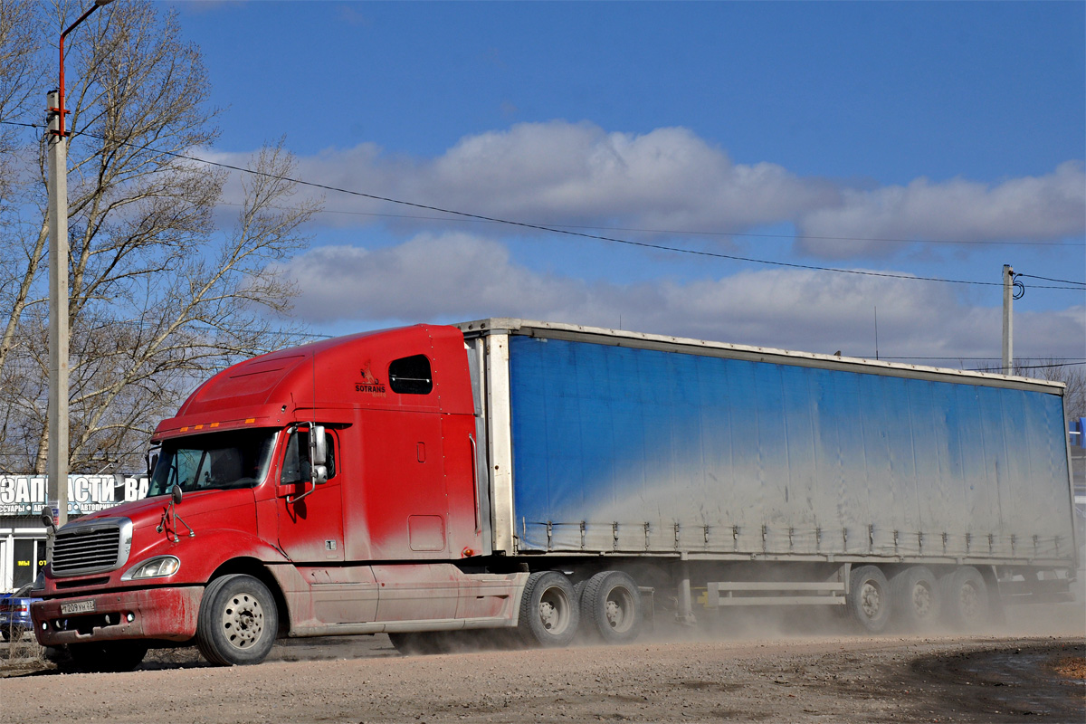 Алтайский край, № Т 209 УН 22 — Freightliner Columbia