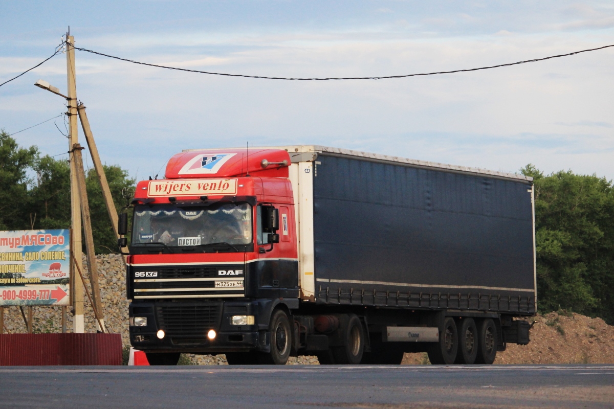 Костромская область, № М 325 ХЕ 44 — DAF 95XF FT