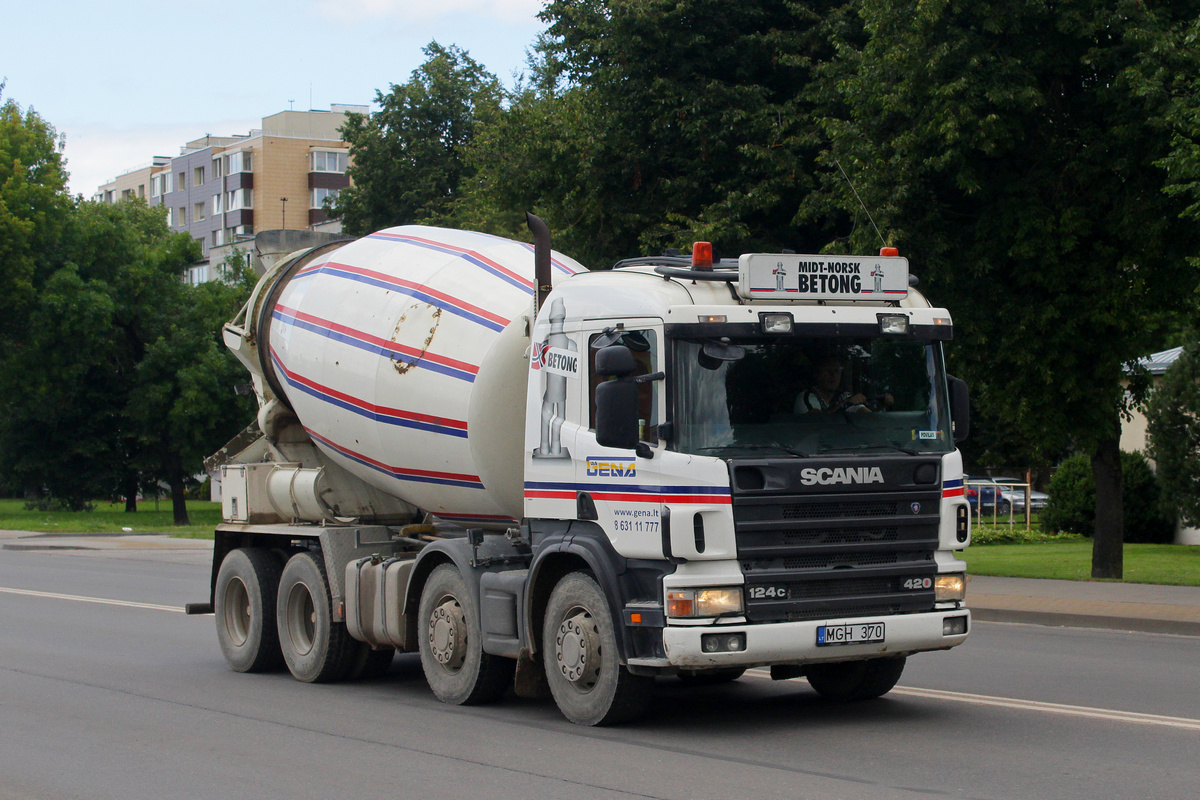 Литва, № MGH 370 — Scania ('1996) P124C