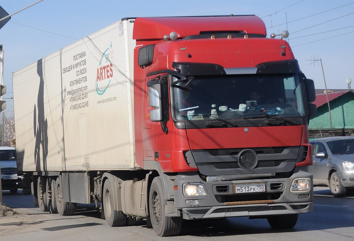 Московская область, № М 513 РК 750 — Mercedes-Benz Actros ('2009) 1844