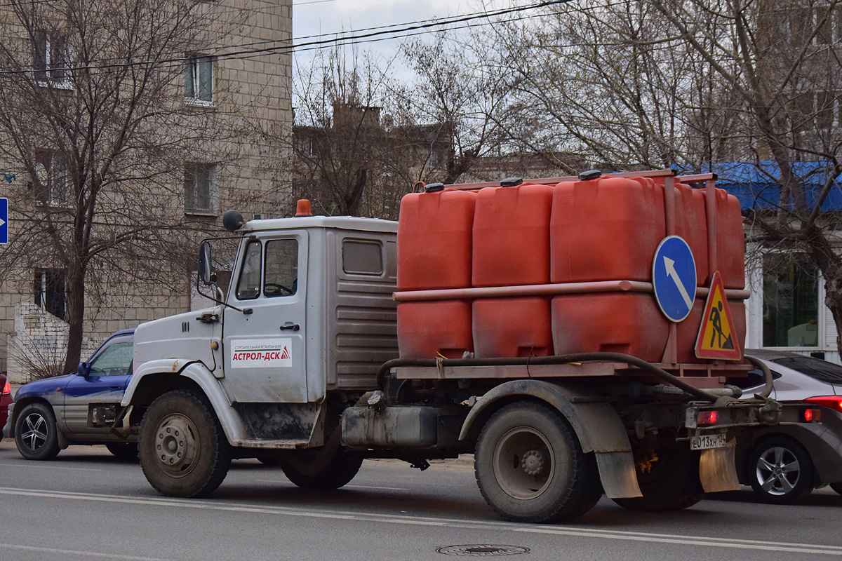 Волгоградская область, № Е 013 ХН 134 — ЗИЛ-433362