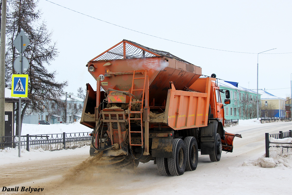 Ненецкий автономный округ, № А 306 ВС 83 — КамАЗ-65111-15 [65111R]