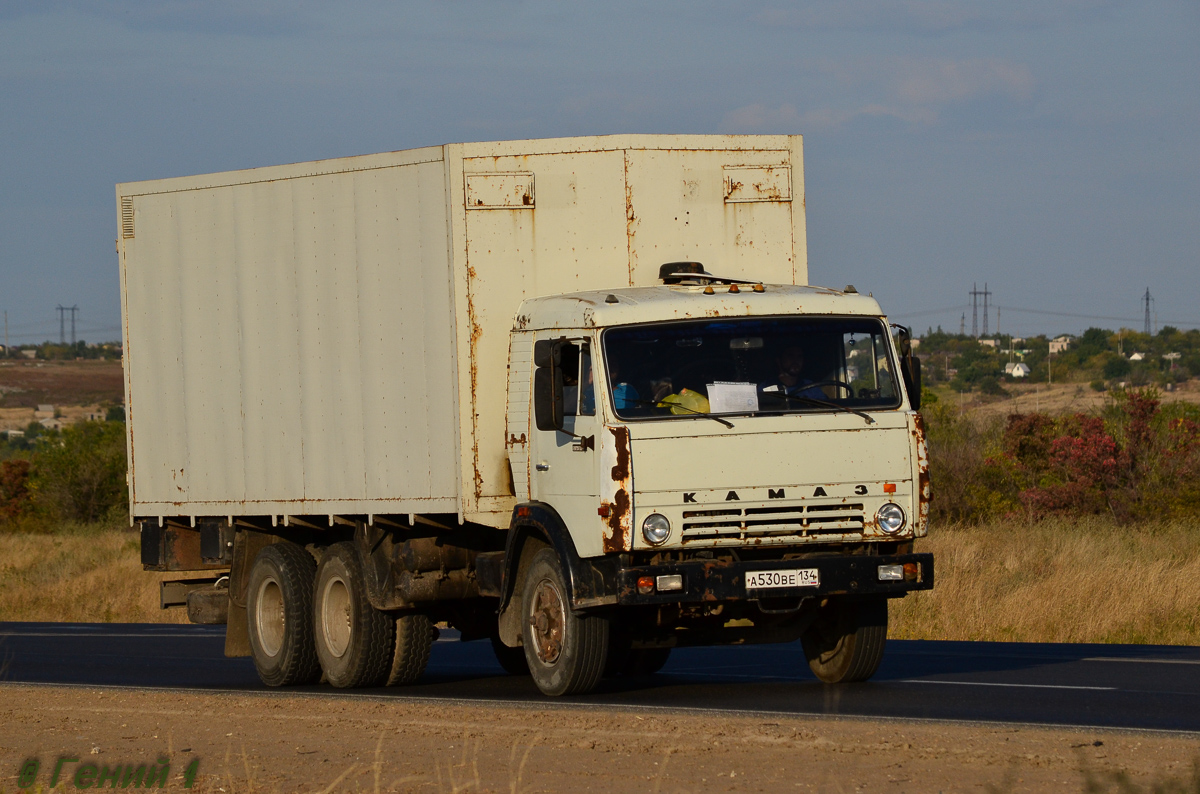 Волгоградская область, № А 530 ВЕ 134 — КамАЗ-53212