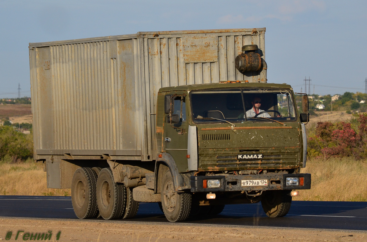 Волгоградская область, № В 979 АВ 134 — КамАЗ-5320