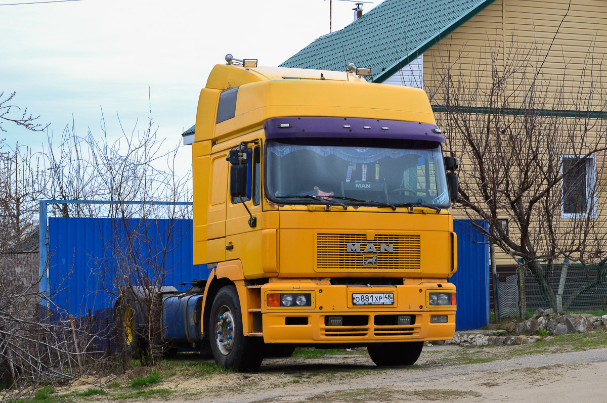 Липецкая область, № О 881 ХР 48 — MAN F2000 19.403