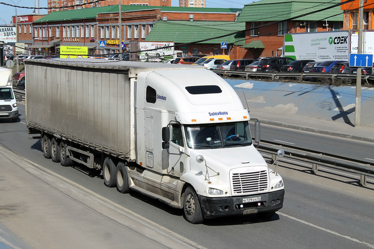 Вологодская область, № В 729 ХН 35 — Freightliner Century Class