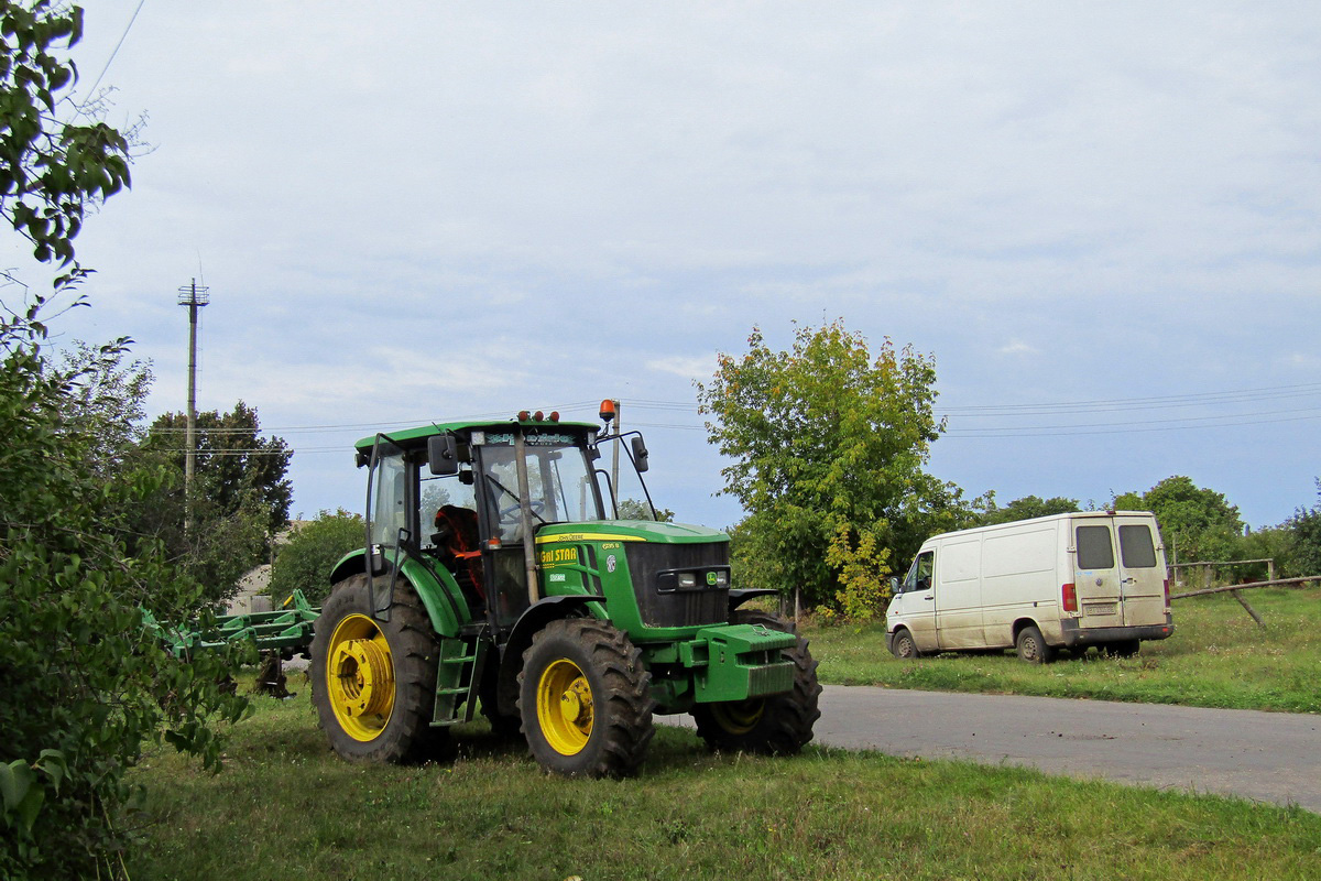 Полтавская область, № 27999 ВІ — John Deere 6135B