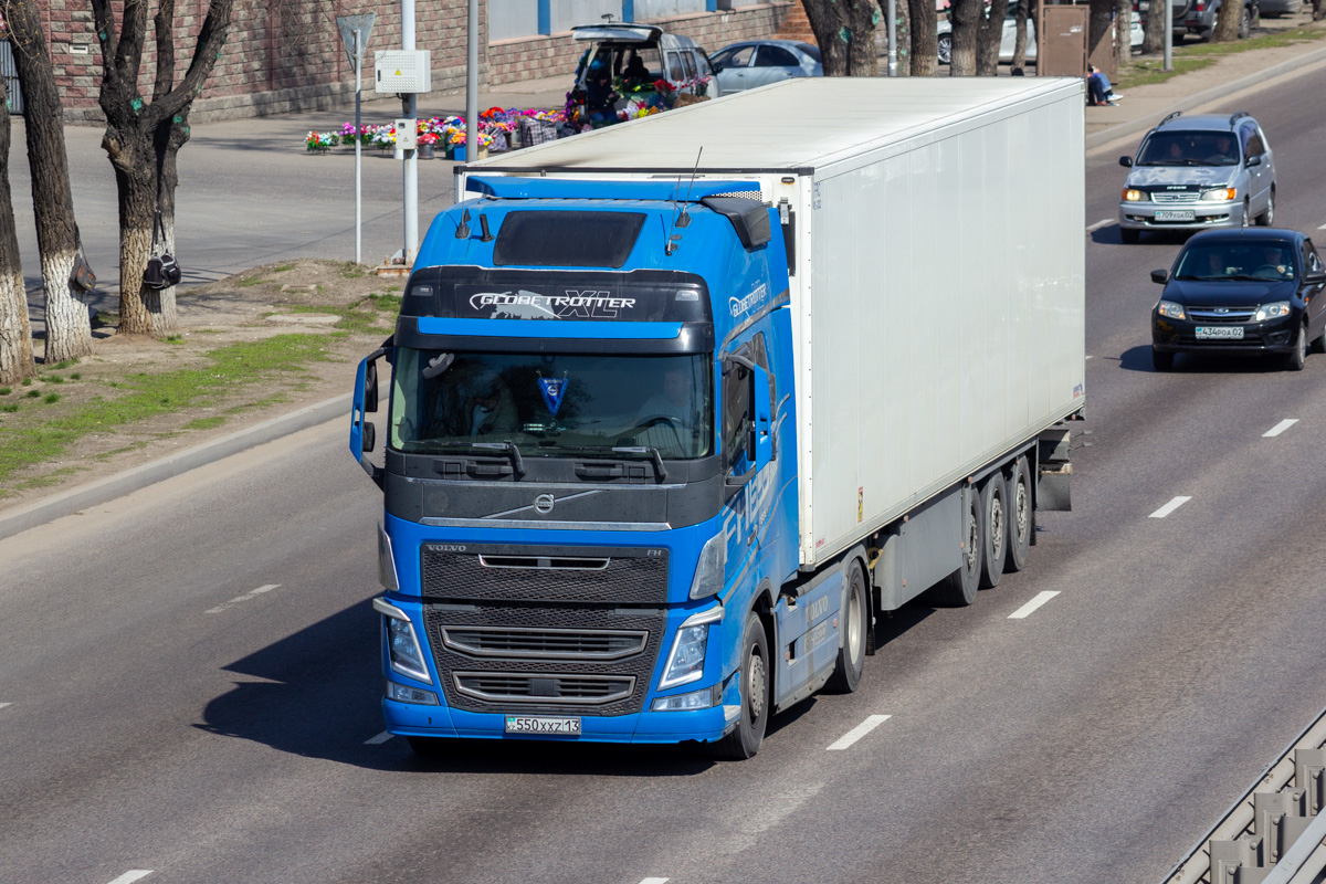 Туркестанская область, № 550 XXZ 13 — Volvo ('2012) FH.500