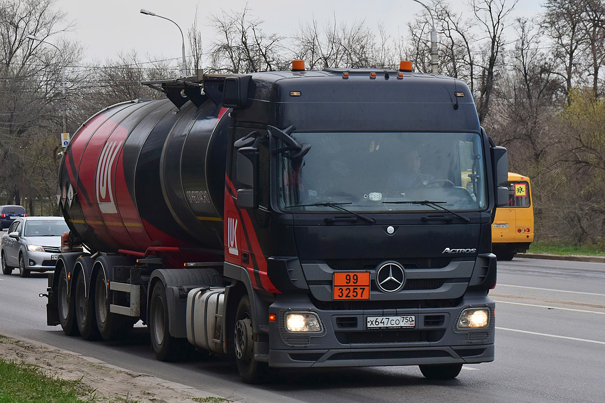 Волгоградская область, № Х 647 СО 750 — Mercedes-Benz Actros ('2009) 1844