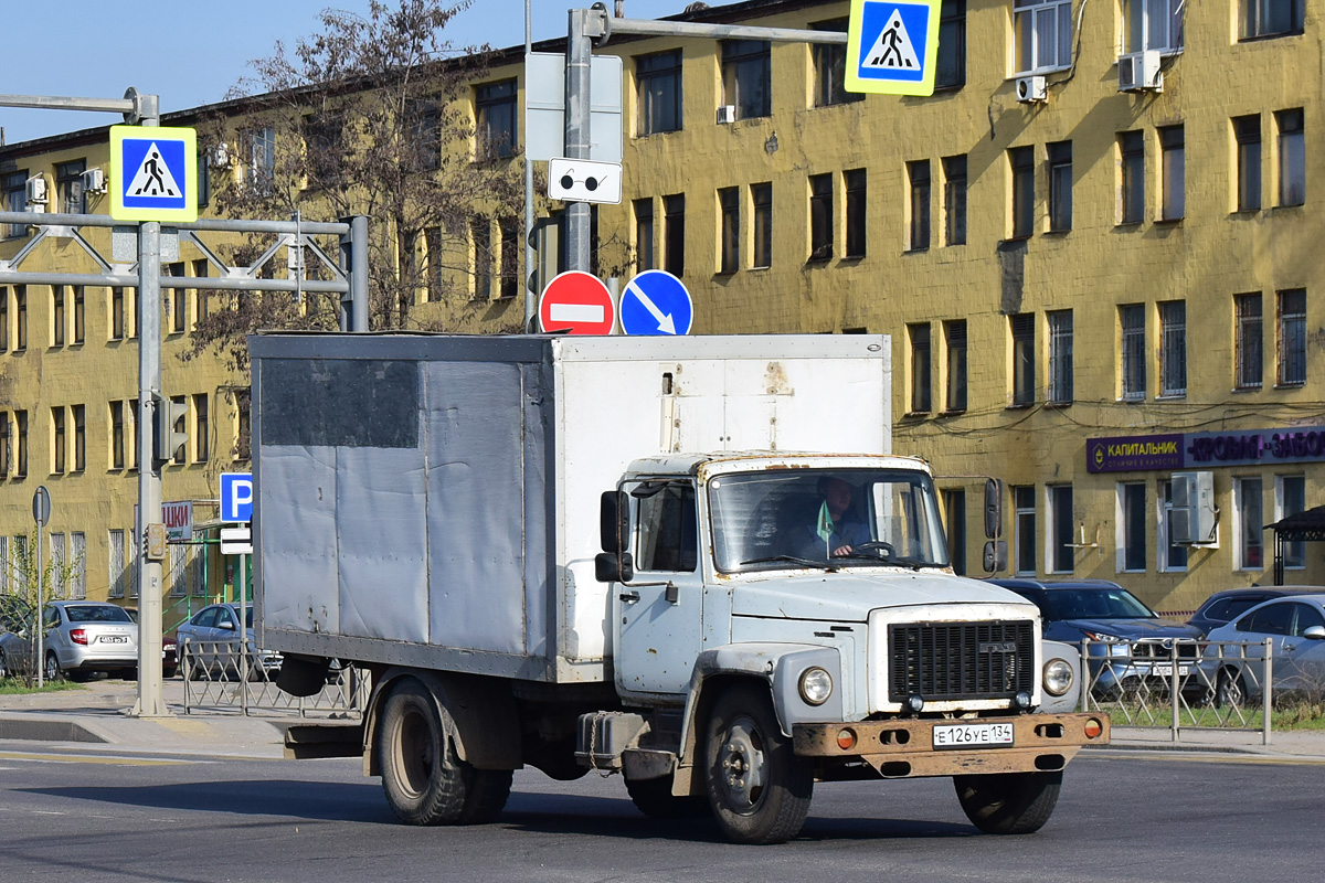 Волгоградская область, № Е 126 УЕ 134 — ГАЗ-3309