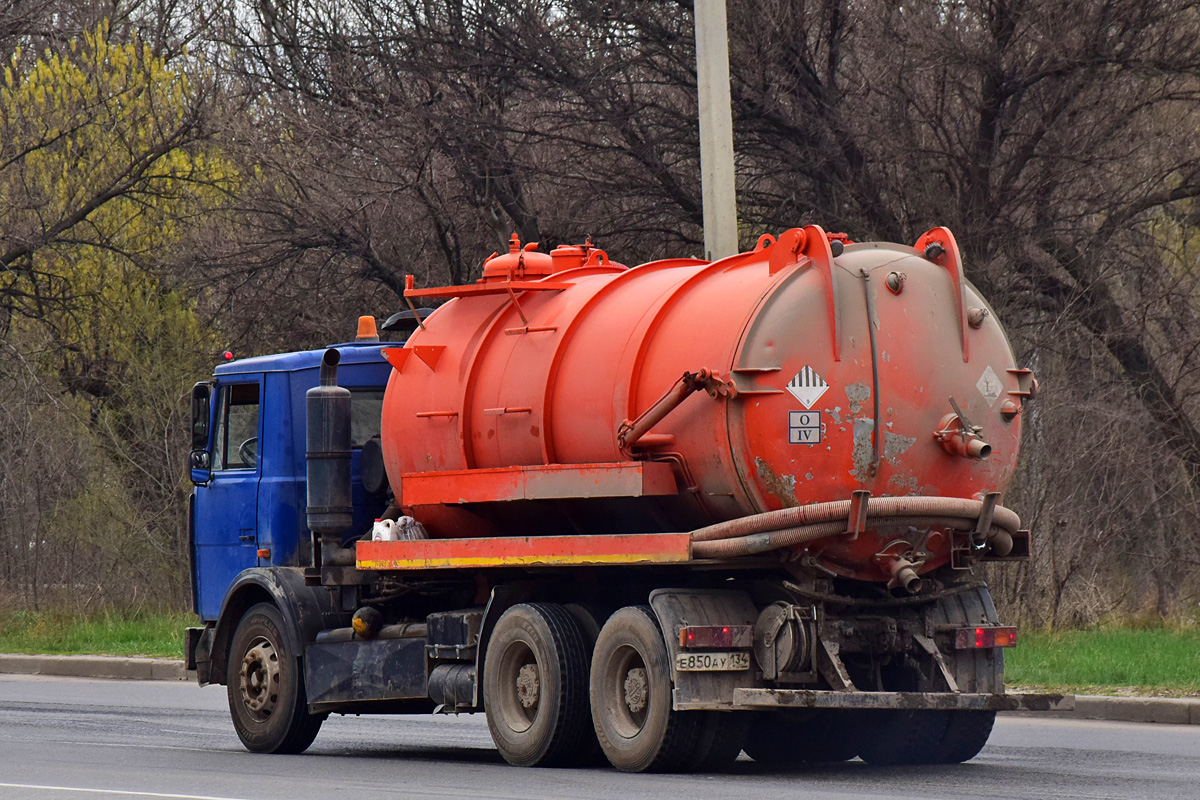 Волгоградская область, № Е 850 АУ 134 — МАЗ-630305