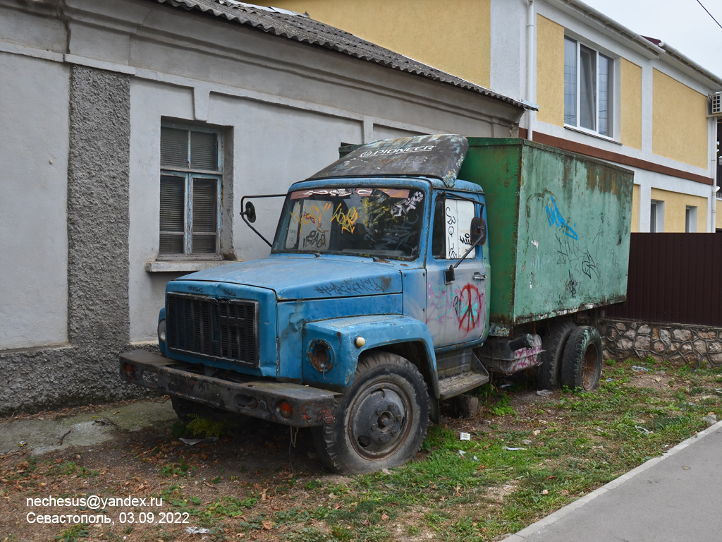 Севастополь, № СН 6581 АН — ГАЗ-3307