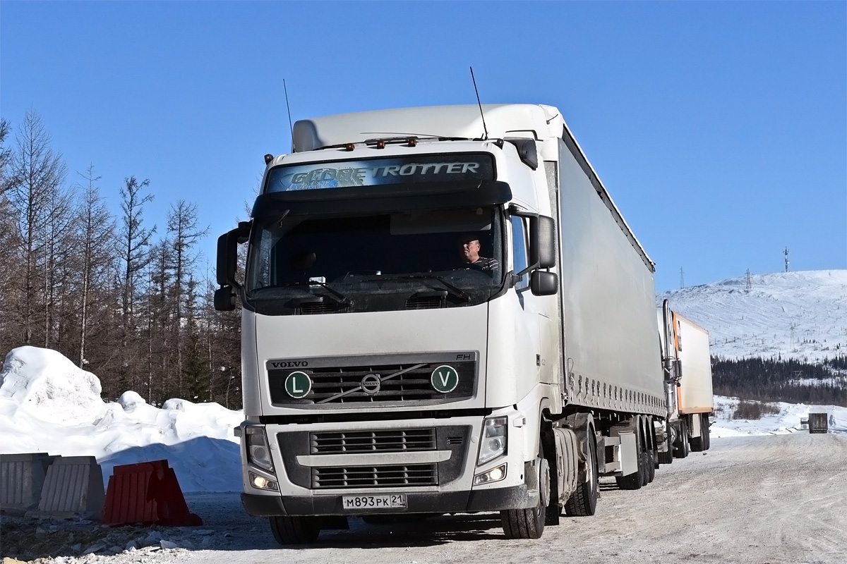 Чувашия, № М 893 РК 21 — Volvo ('2012) FH-Series