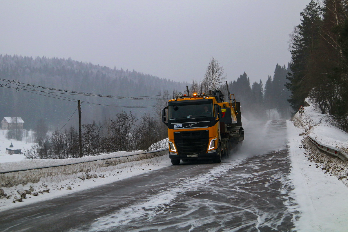 Санкт-Петербург, № В 729 УА 178 — Volvo ('2012) FH.500