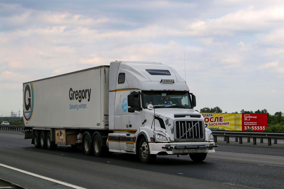 Санкт-Петербург, № О 788 АМ 98 — Volvo VNL670