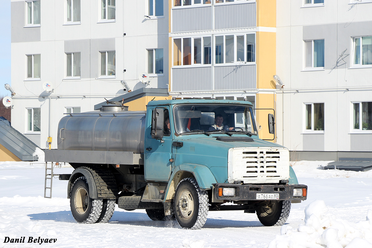 Ненецкий автономный округ, № А 766 АО 83 — ЗИЛ-432932