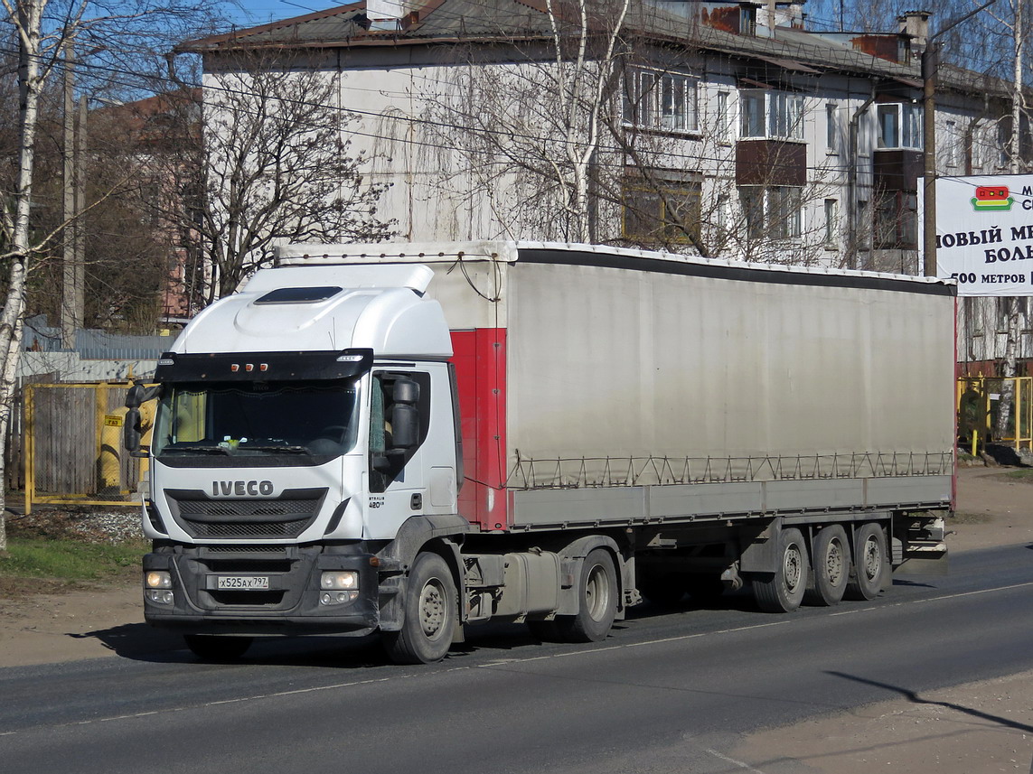 Москва, № Х 525 АХ 797 — IVECO Stralis ('2012) 420