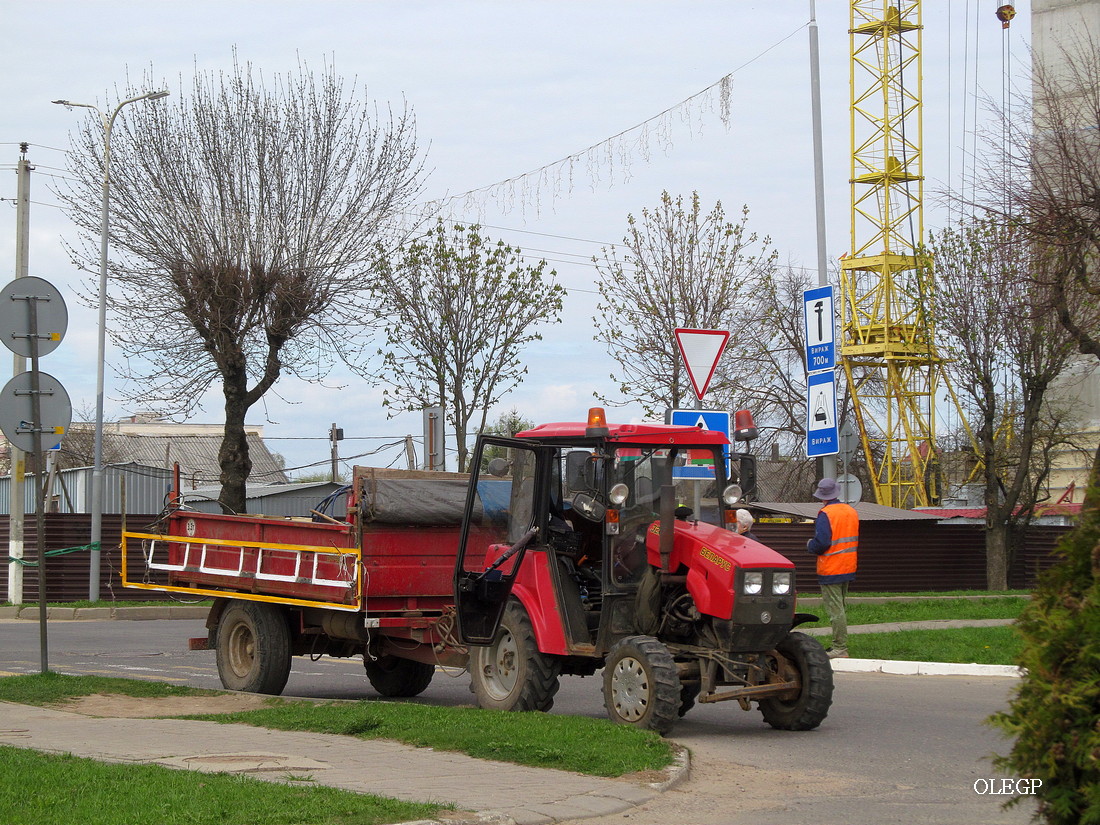 Витебская область, № ВК-2 4456 — Беларус-320