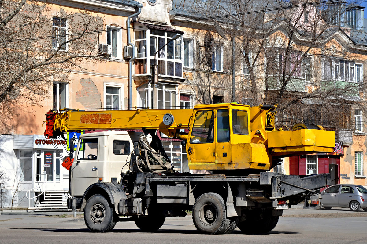 Алтайский край, № В 687 УМ 122 — МАЗ-5337 [533700]